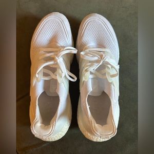 Adidas ultra boosts. Lightly worn. White. Women’s size 9